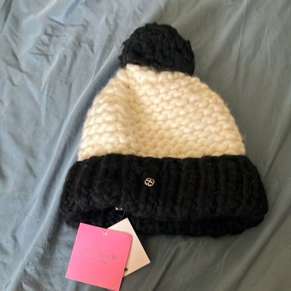Kate Spade: Black & White Knit Colorblock Beanie- 100% Wool- One Size - Picture 1 of 16